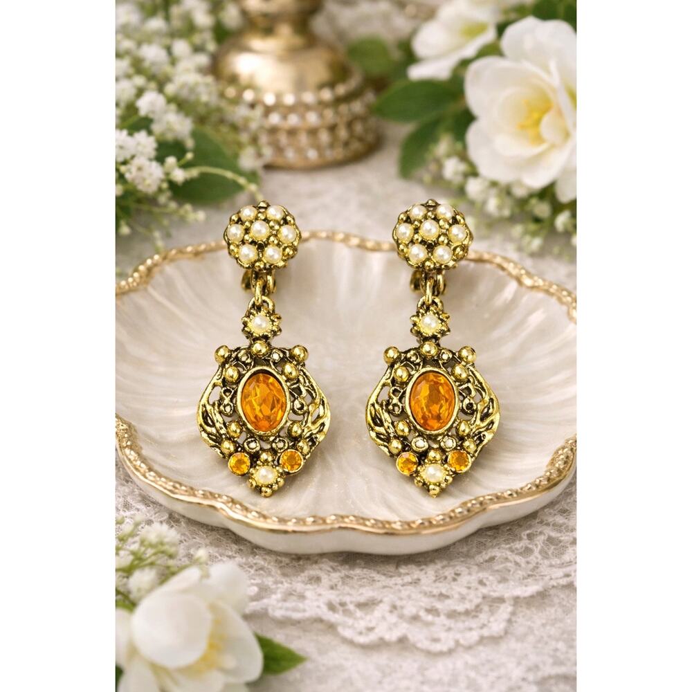 Vintage Amber Glass Rhinestone Clip On Earrings Gold Tone 60s Ornate Dangle